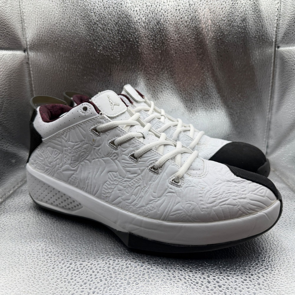 Size 10 Jordan Dub Zero Basketball Shoes Mens White Excellent Laser Etched 2005